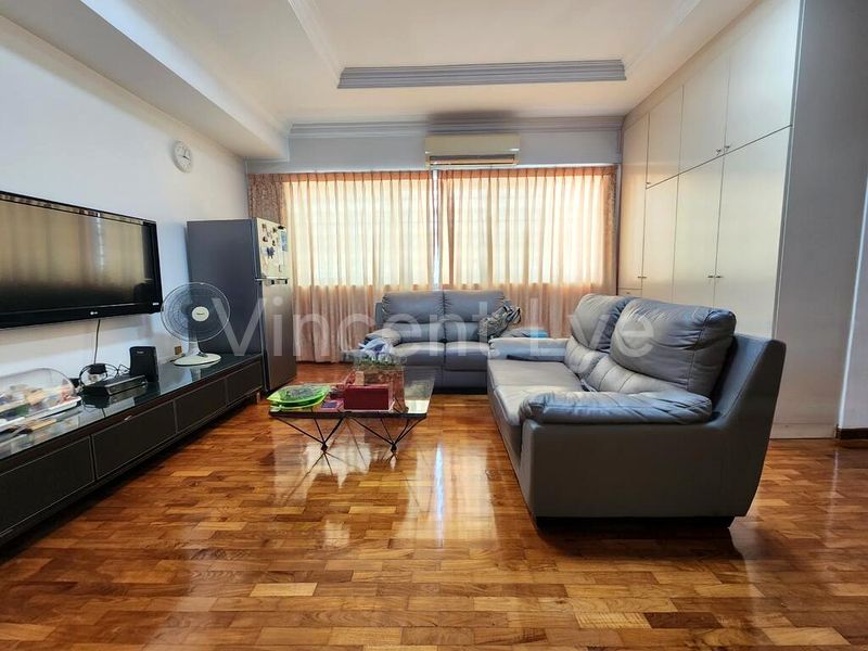 3 Bed Terraced House (Landed) for Sale in  Kew Gate - Image 1